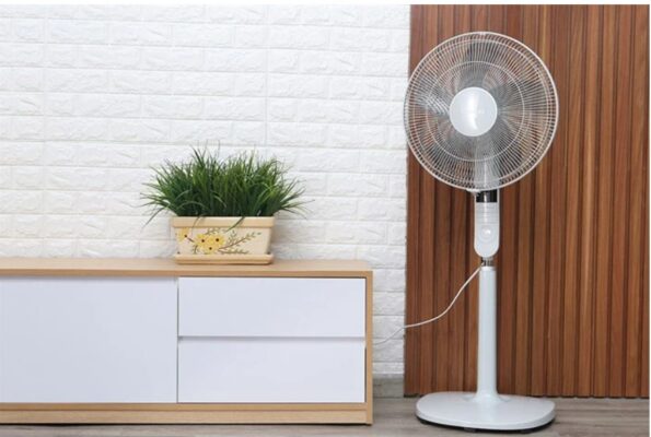  Quạt Đứng Toshiba 